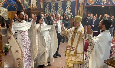 Васкршња Литургија у манастиру Преображења Господњег у Милтону