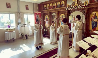 Радост Васкрсења у храму Свете Петке у Лејкшору