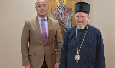 Владика Митрофан примио Њ.Е. Амбасадора Ралевића