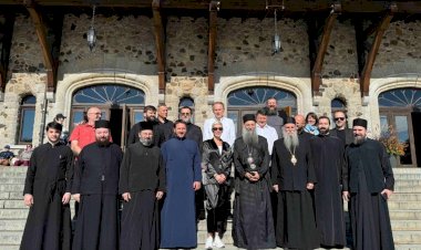 Патријарх српски Порфирије стигао у Епархију канадску