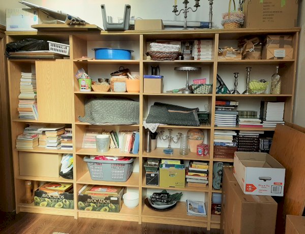 Рад на формирању библиотеке и ризнице у Цркви Светог Арсенија Сремца у Витбију