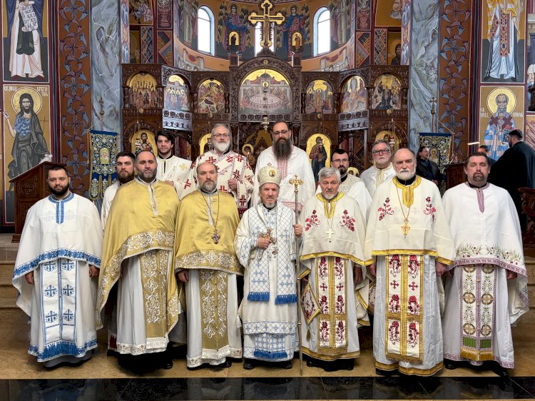 Резолуција скупштине Епархије канадске