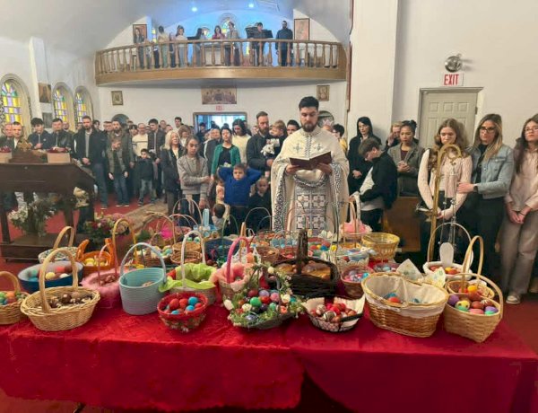 Васкрс у Храму Сабора Срба Светитеља у Винипегу