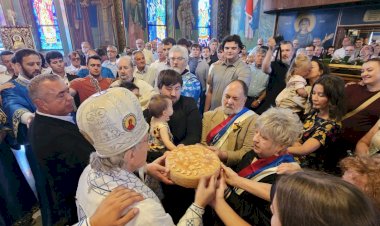 Храмовна слава Виндзорске Грачанице прослављена Светом Архијерејском Литургијом