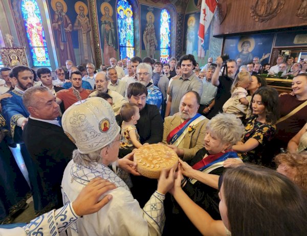Slava of Gracanica Church in Windsor Celebrated with Holy Hierarchical Liturgy